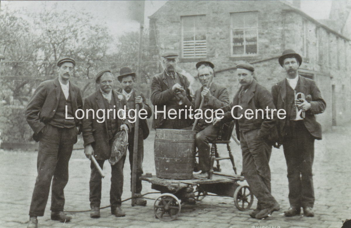 255B - Chipping - The 'Hen Pecked Club' - Unknown